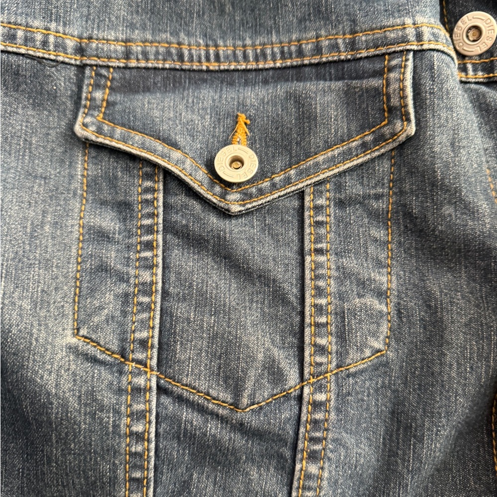 Diesel Classic Blue Denim Jacket with Cream Sherpa Collar and Inner Layer - Picture 6 of 12